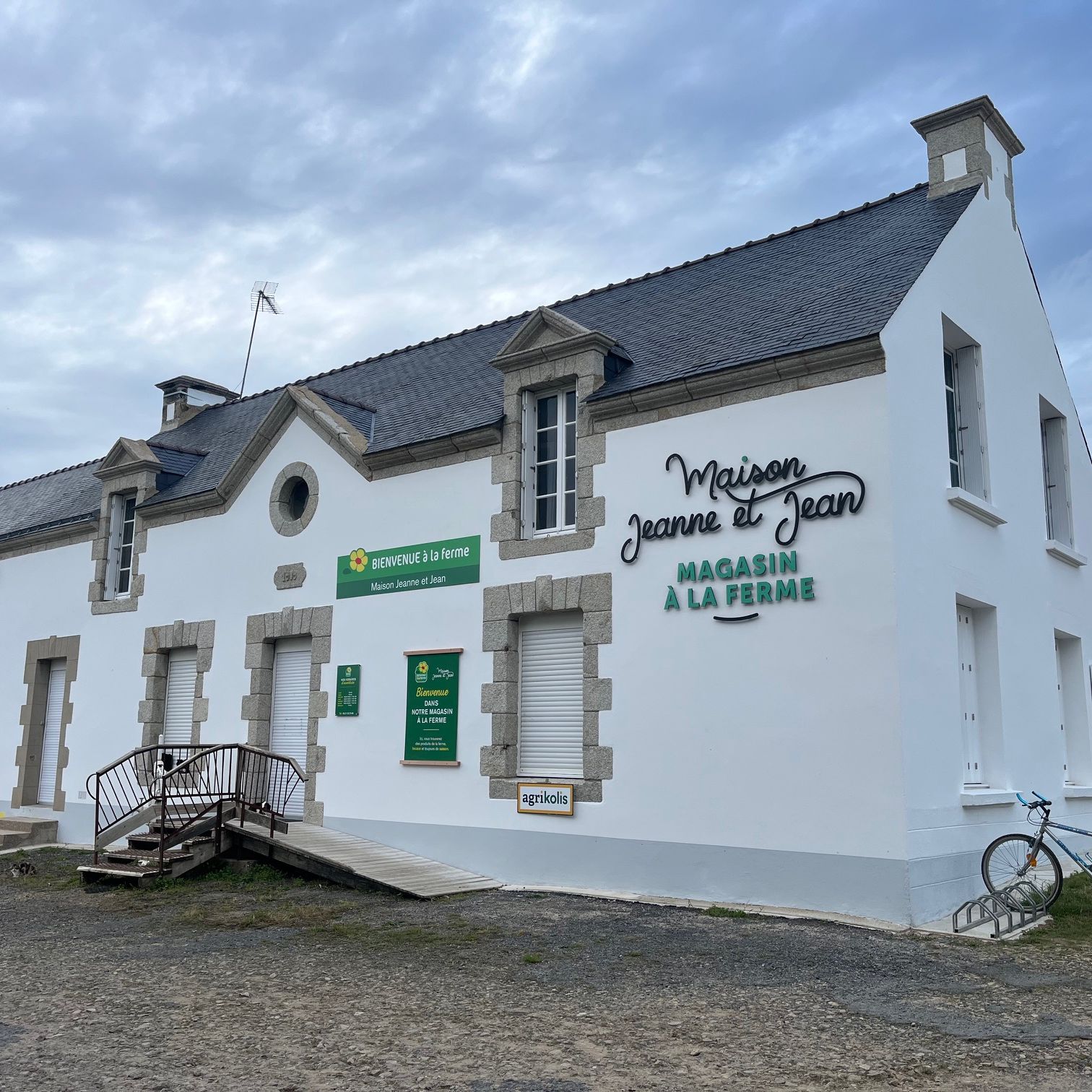 Photo de Magasin à la ferme "Maison Jeanne et Jean"