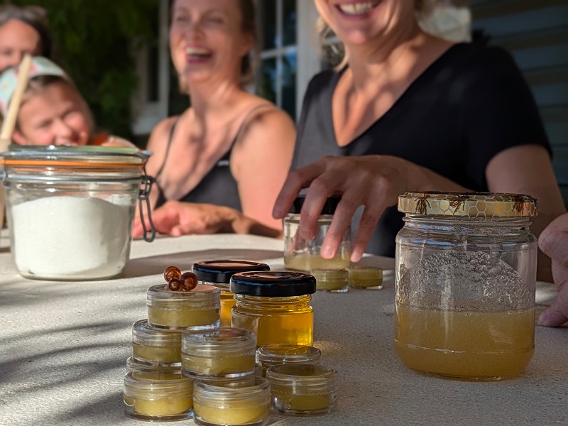 Photo de Beauté & bien-être avec les trésors de la ruche 